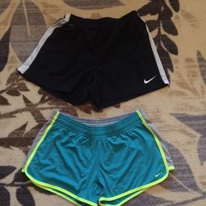 2 medium nike shorts